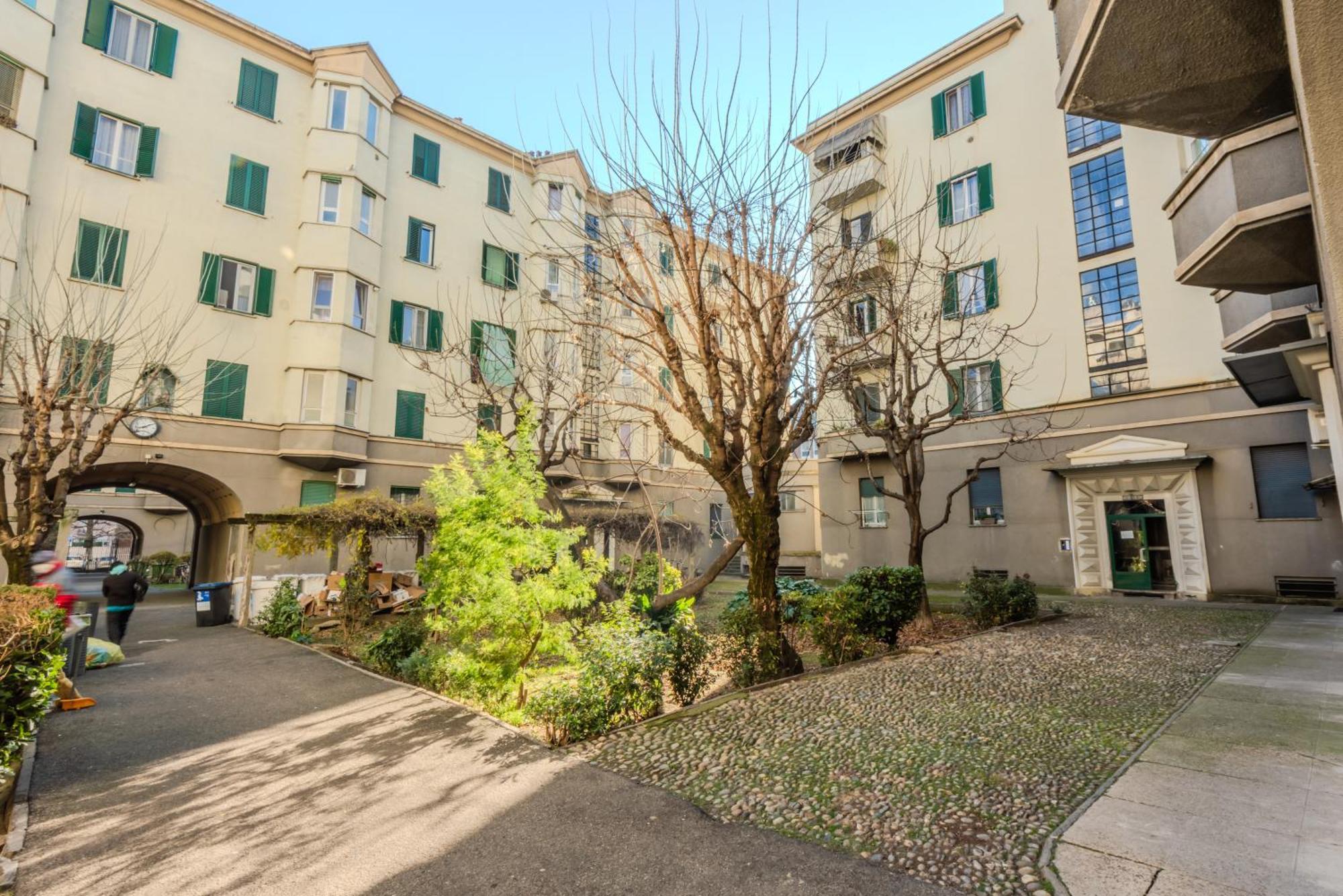 New And Functional Apartments Near The Metro Milán Exterior foto